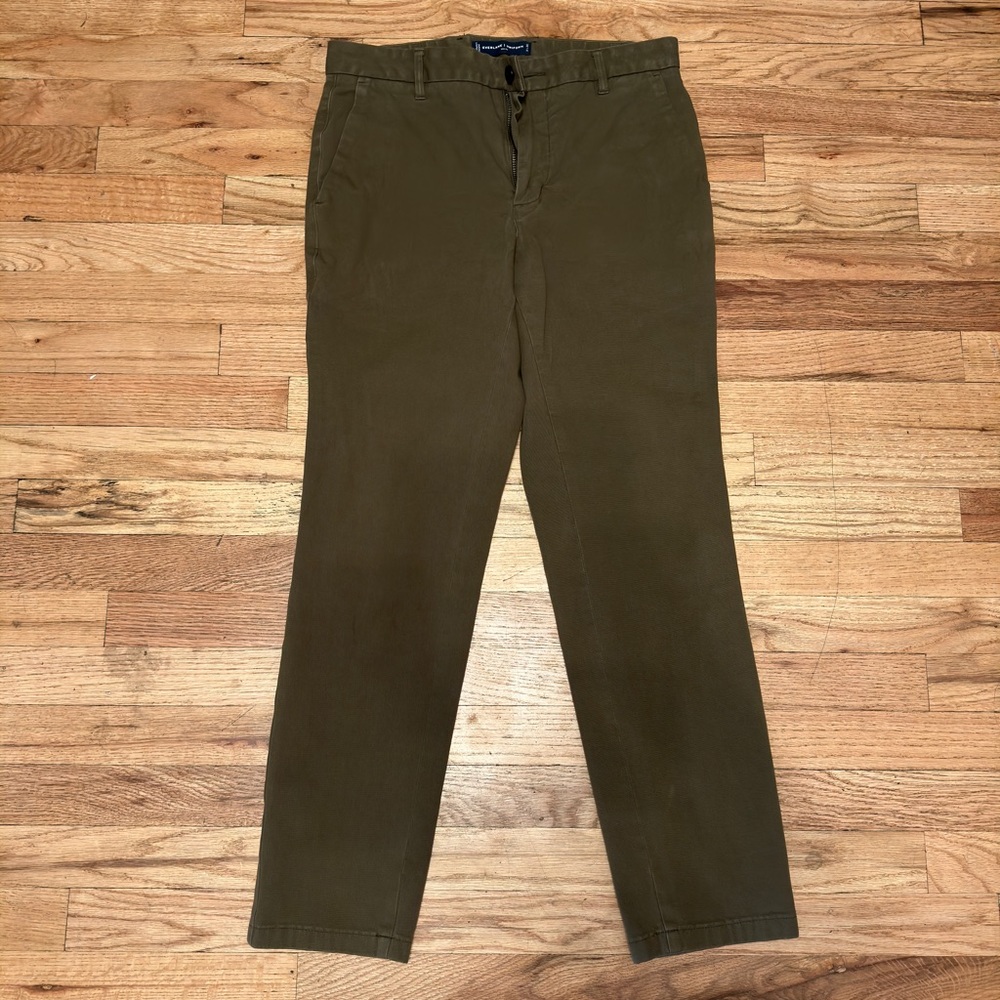 Everlane Uniform Performance Chino Slim 31x30 — Olive Green